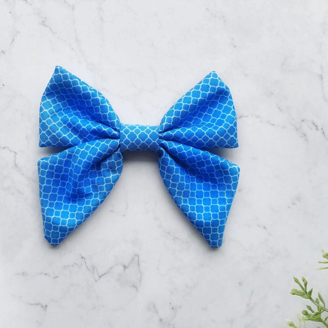 Don't Quit Your Daydream - Peaceful sailor bow tie.