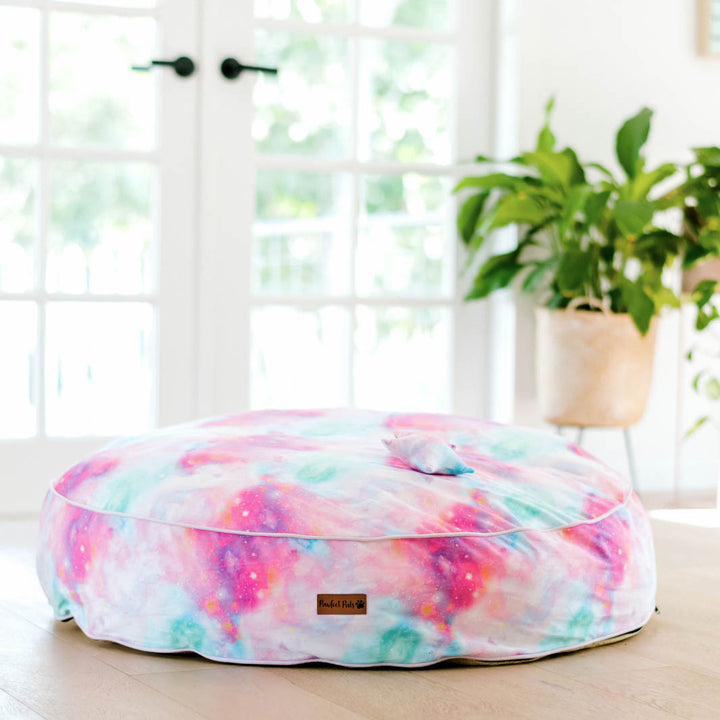 Dreamy Days cuddle bud dog bed in large.
