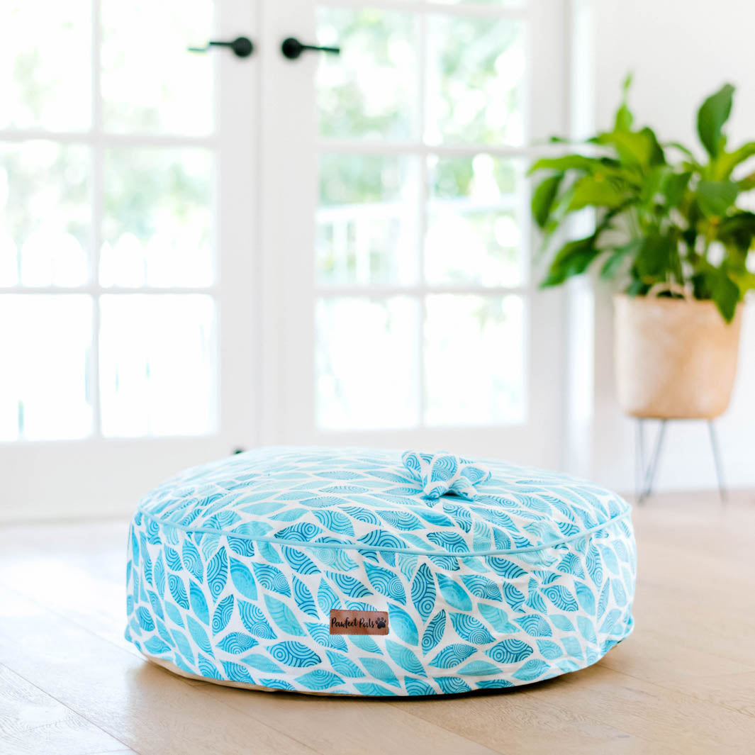 Koalified Cuddler cuddle bud dog bed in small.