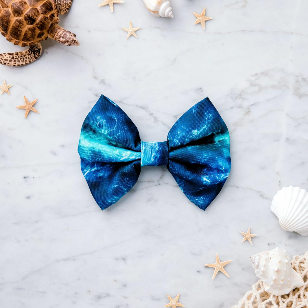 Shell Yeah - Ocean Waves bow tie.