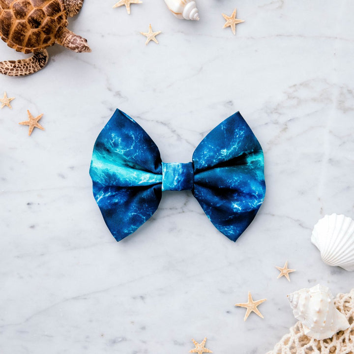 Dog sailor bow tie in the Shell Yeah Walkies Pack.