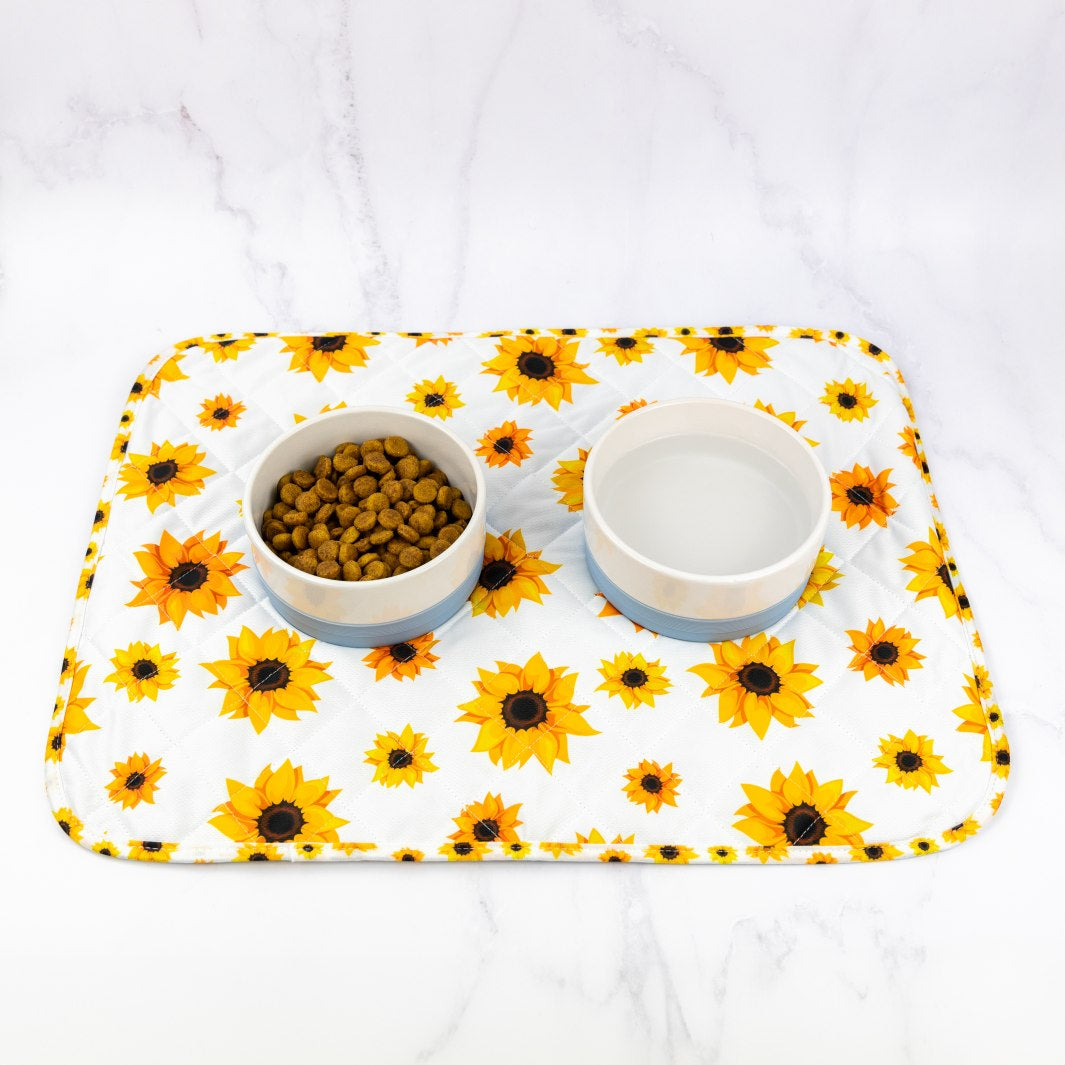 Sunshine on my Mind dog bowl mat.