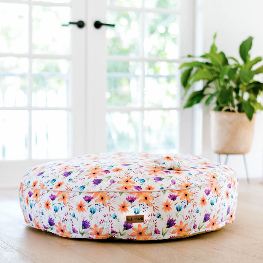 You Grow Girl cuddle bud dog bed in large.