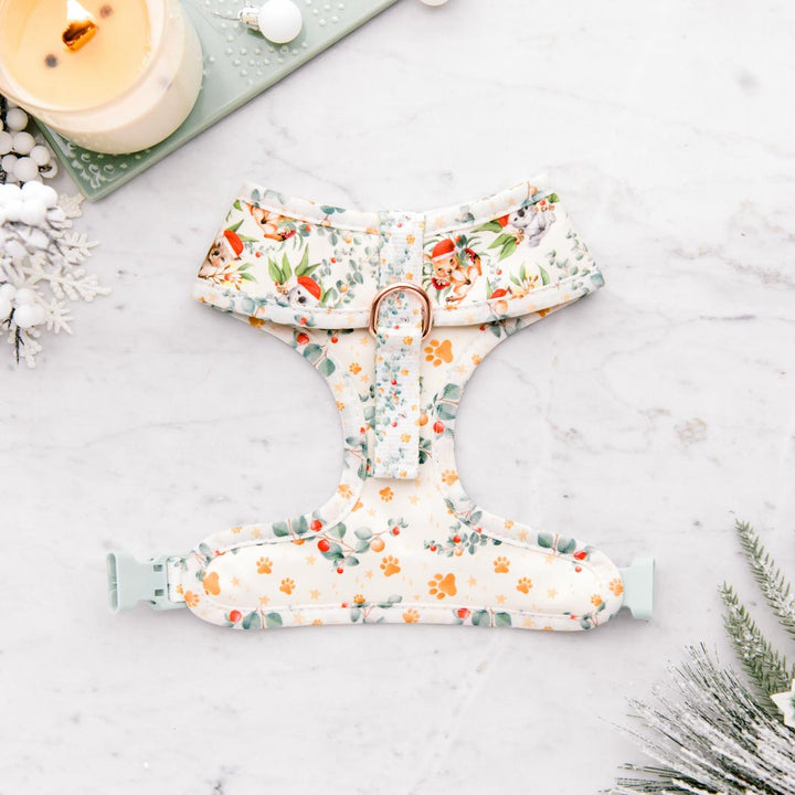 Underside of the Christmas Wishes & Puppy Kisses reversible harness.