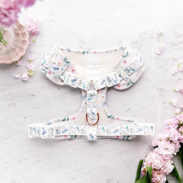 Underside of the Daisy Baby - Wildflowers no-pull adjustable harness.