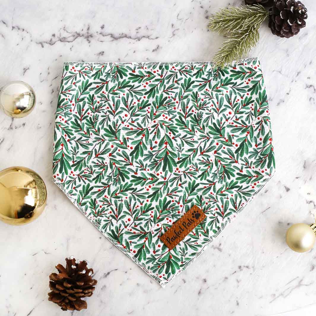 Deck the Paws - Misletoe cooling bandana.
