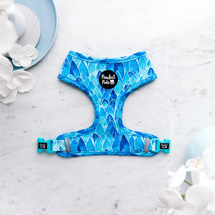 Forests side of the Don't Stop Be-Leafing reversible harness.