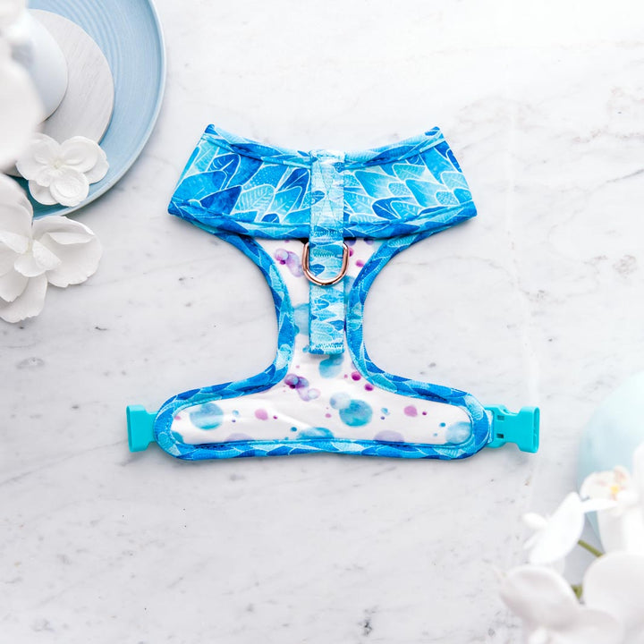 Underside of the Don't Stop Be-Leafing reversible harness.