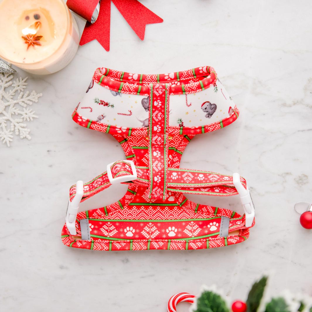 Underside of the Sleigh-In It reversible harness.