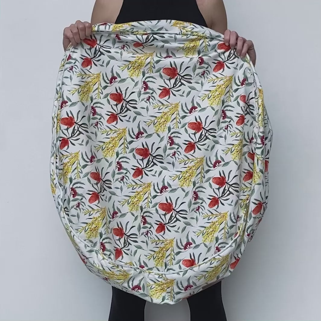 Front and back of the Australian Beauties - Flora Cuddle Bud dog bed cover.